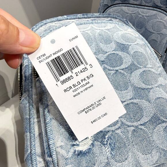 Coach Racer Sling Pack In Loved Signature Denim CET95 Silver/Light Indigo
